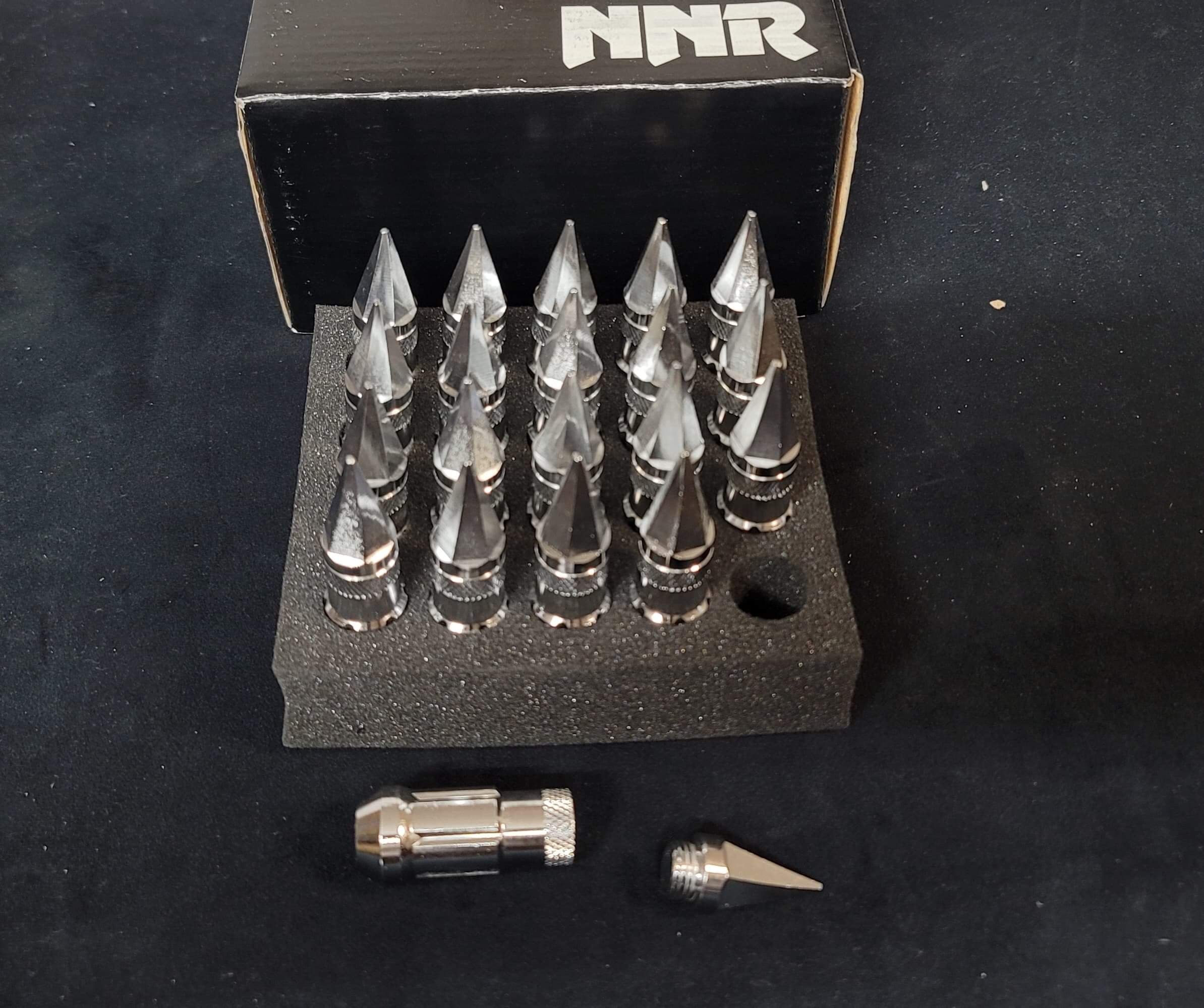NNR Steel Extended Spline Wheel Lug Nuts with Spike 78mm 20pcs