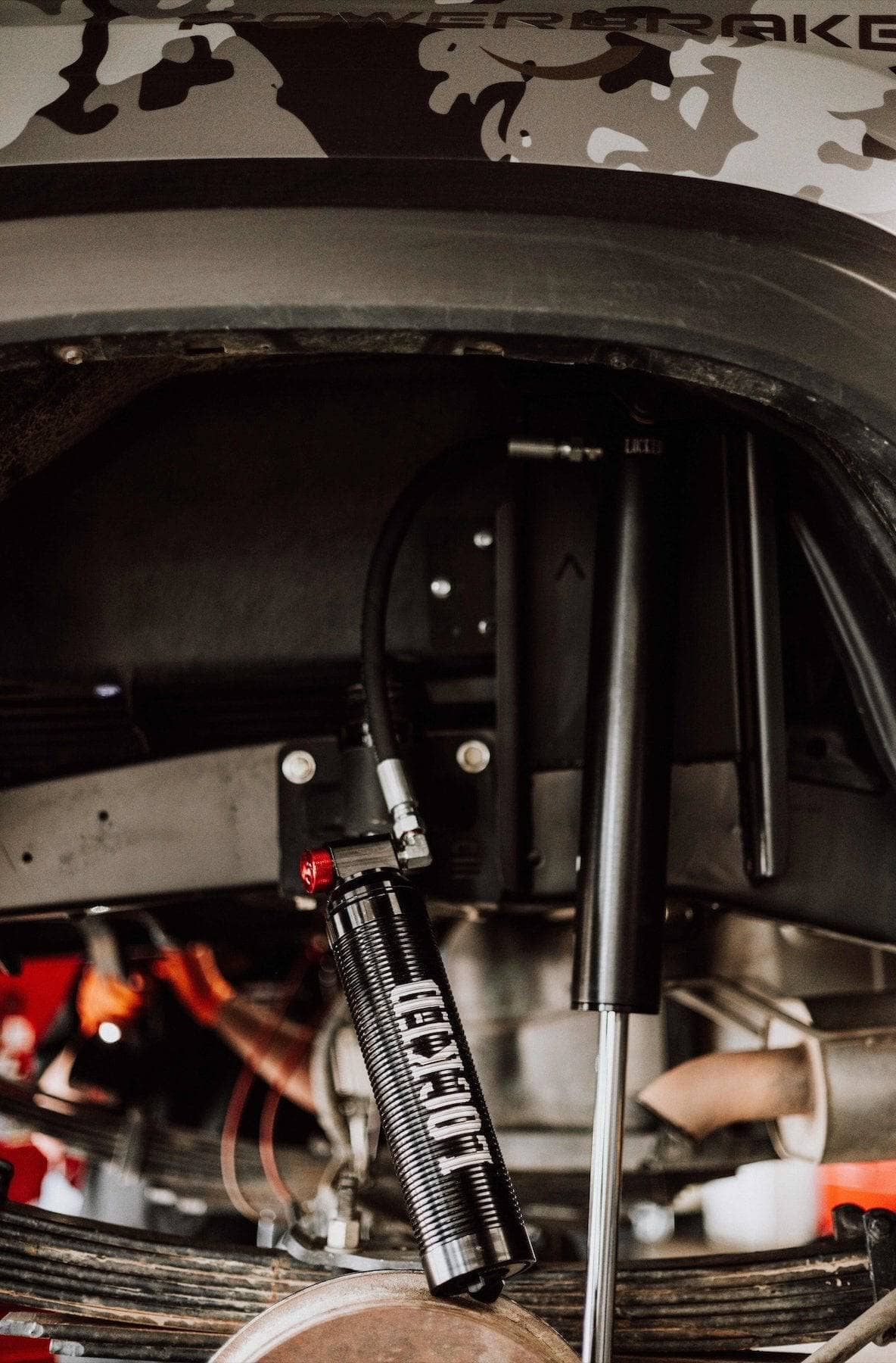 2.5" Smooth Body Shocks