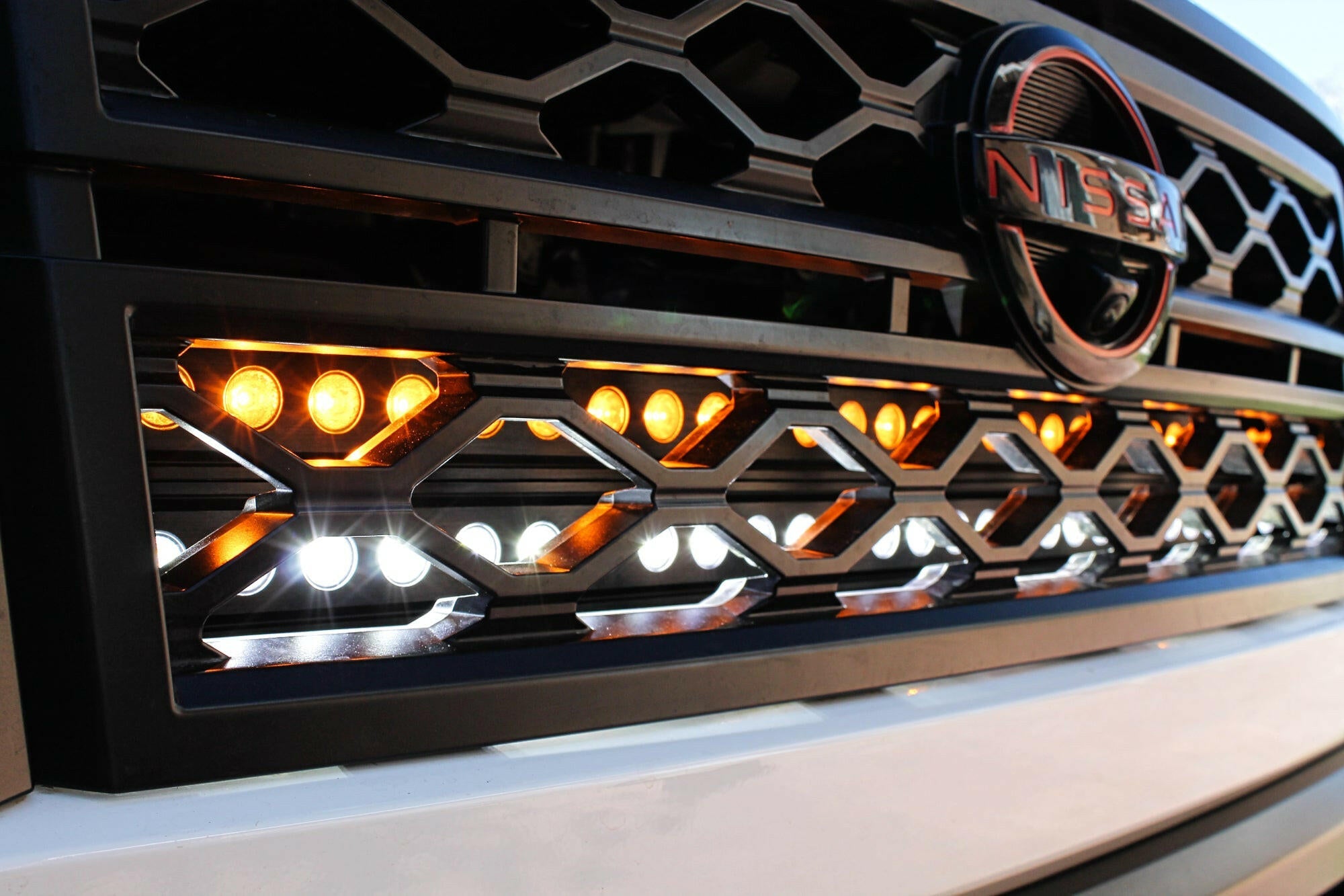 2022-2024 Nissan Frontier Dual 30s Light Bars