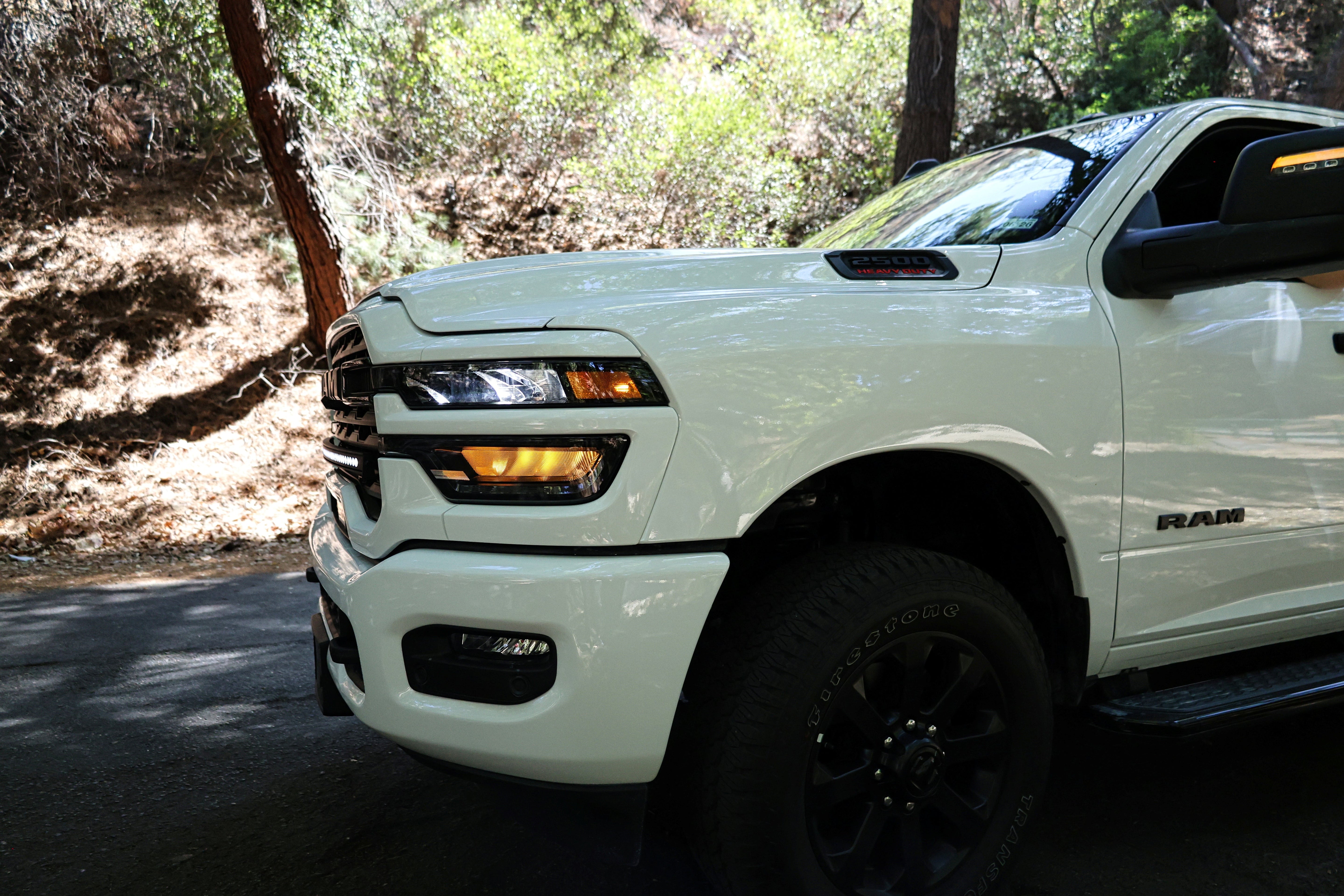 2025+ RAM 2500/3500 40in Light Bar SLIM