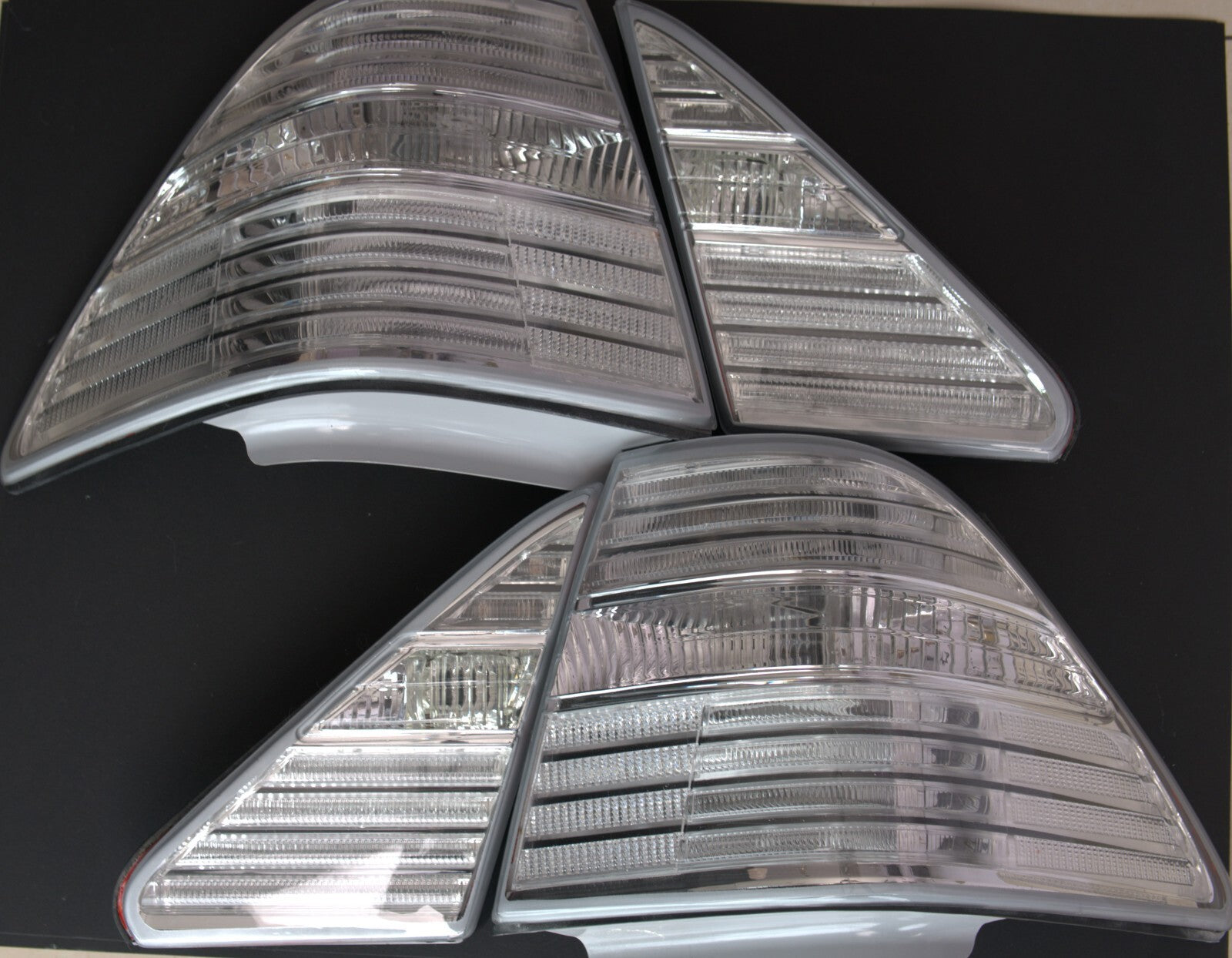 2004 - 2006 LEXUS LS430 UCF31 ALL CLEAR TAILLIGHT LENSES